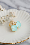 Mint Green Earrings, Soft Green Crystal Drop Earrrings, Seaglass Crystal Drop Earrings, Light Green Bridal Earrings, Bridesmaids Earrings.