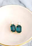 Emerald Bridal Green Earrings, Pearl Green Emerald Crystal Stud Earrings, Emerald Cut Earrings, Pearl Earrings, Bridesmaids Earrings.