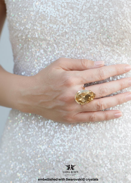 Chamagne Cocktail Crystal Big Ring, Gold Light Topaz Crystal Statement Ring, Big Gold Cocktail Ring, Swarovski Embellished Adjustable Ring.