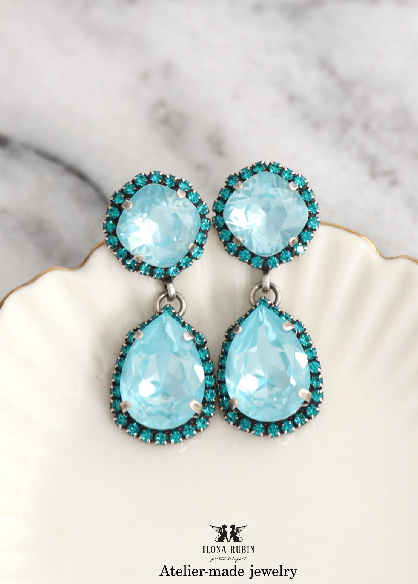 Light Blue Statement Earrings, Ocean Blue Crystal Chandelier Crystal Earrings, Blue Chandelier Earrings, Something Blue Bridal Jewelry