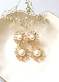 Pearl Bridal Earring, Modern Pearl Earrings, Bridal Pearl Chandelier Crystal Earrings, Long Crystal Bridal Pearl Earrings, Pearl Earrings