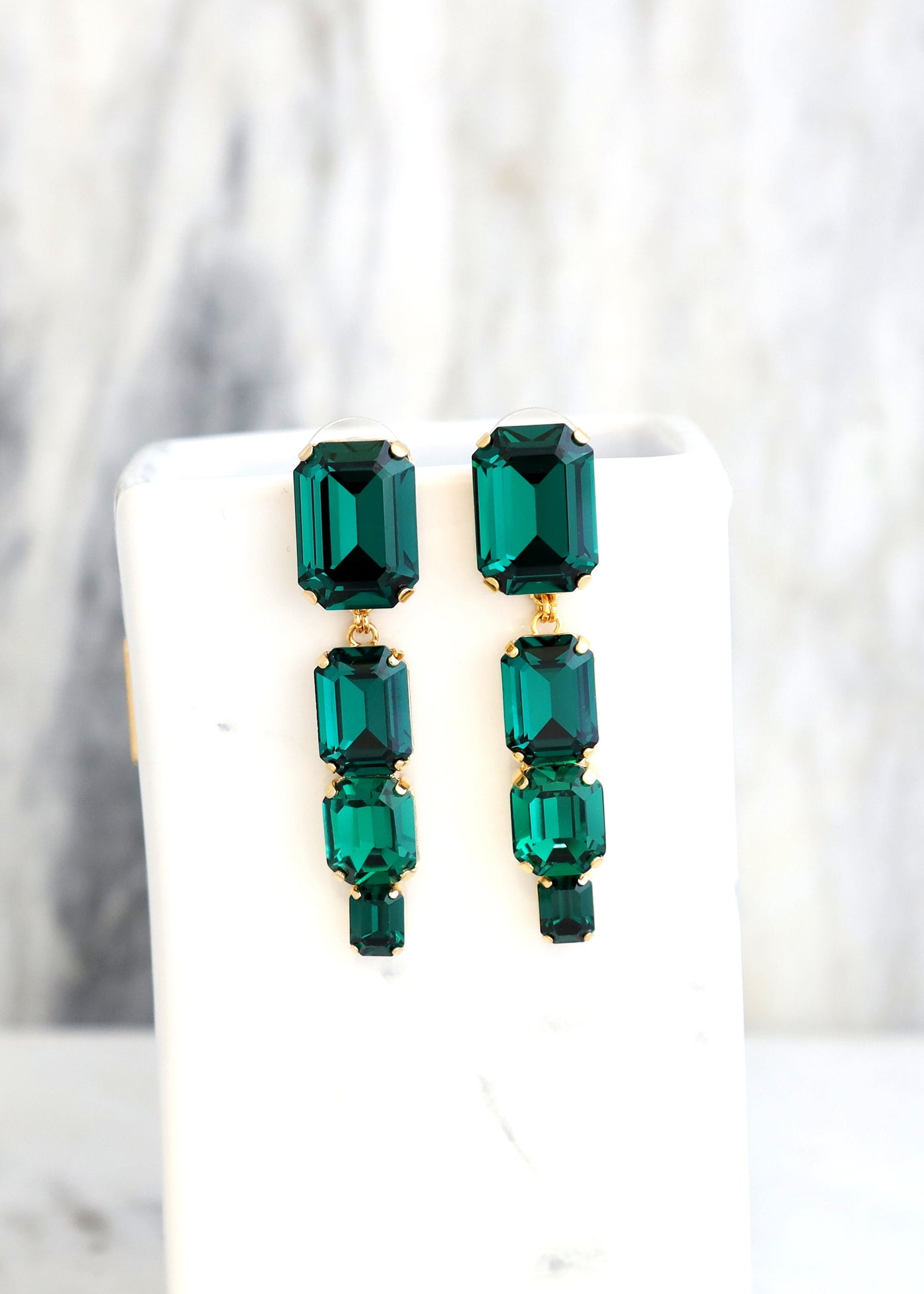 Emerald Chandelier Earrings, Emerald Green Long Crystal Earrings, Emerald Cut Drop Chandelier Earrings, Bridal Dark Green Crystal Earrings